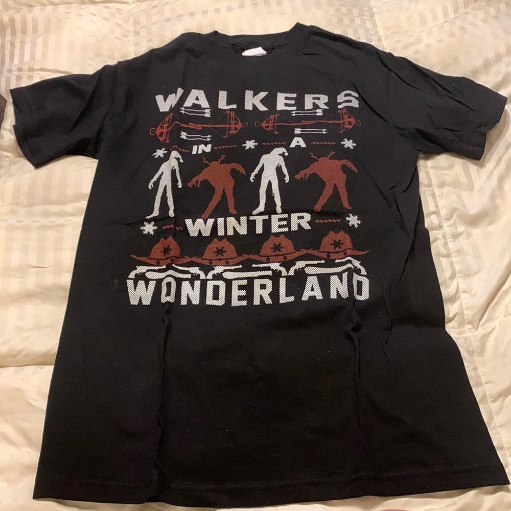 New without tags black Walkers In A Winter Wonderland t-shirt sz sm